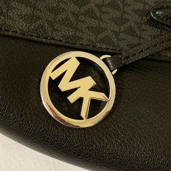 Michael Kors Charlotte Large Tote Gray Monogram and Black Leather - Picture 6 of 13